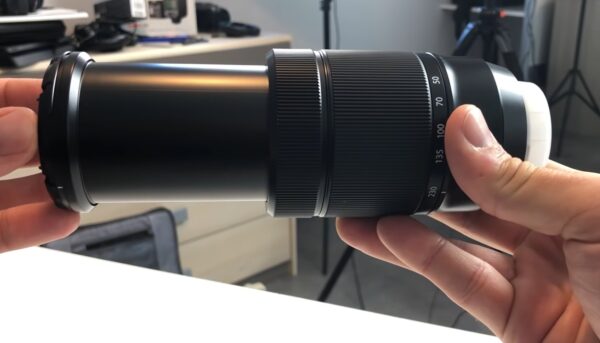 Fujifilm Fujinon XC 50-230 mm f4.5-6.7 OIS II déployé